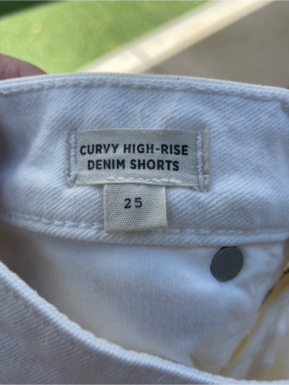 Madewell Curvy High-Rise Denim Shorts — White size 25